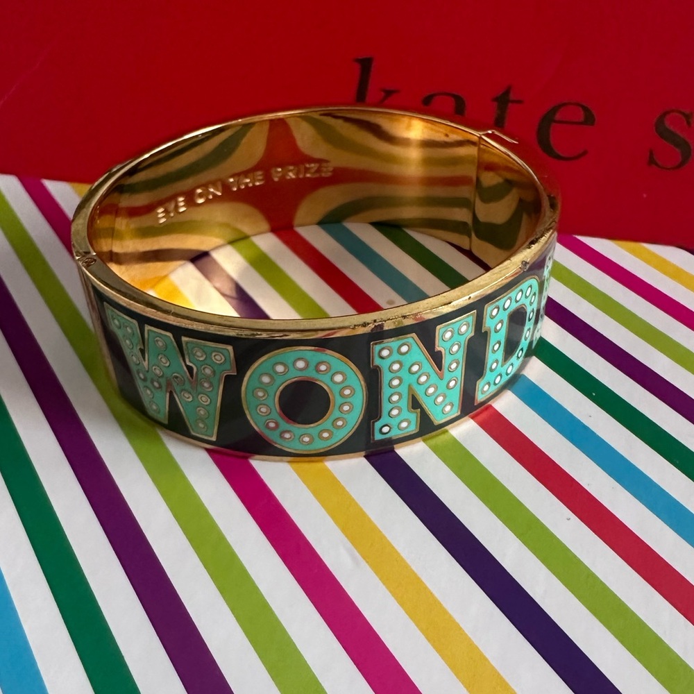 Pre-Owned Kate Spade Wonder Thrills Idiom hinged bracelet